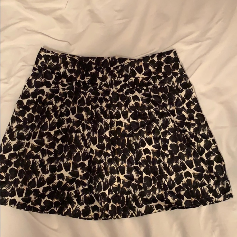 High waisted skirt